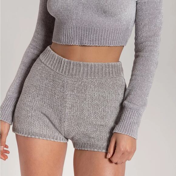 Meshki Carmella Chenille Grey Shorts Size XS - Picture 1 of 4